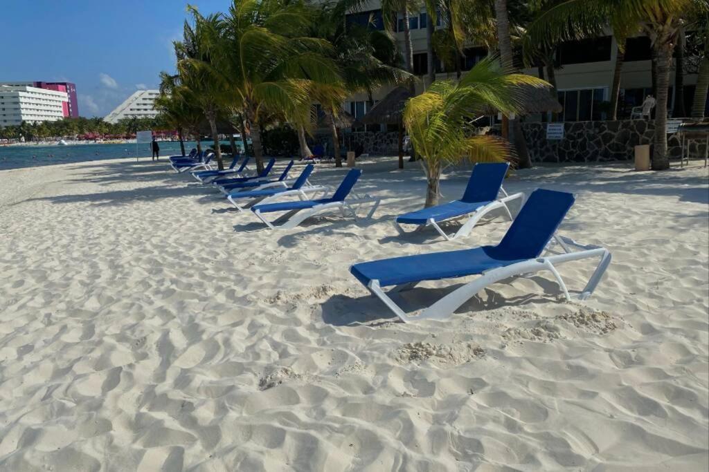 Oceanfront Condo Bm By Andiani Cancún Exterior foto